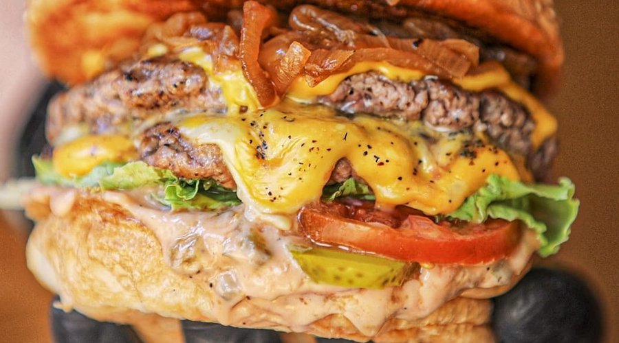 The BIGt in all its glory, yum