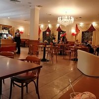 14 ноября 2019 года исполнилось 6 лет кафе Меланж в городе Протвино Московской области!!! Я с большим удовольствием прихожу в это кафе: с друзьями и семьей, а иногда с партнерами. Это очень уютное и милое кафе, в котором любят проводить свободное время и встречи с друзьями, а также отмечать праздники и юбилеи жители Протвино и гости города!