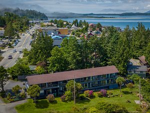 Tofino Motel Harborview Ltd. in Vancouver Island, image may contain: Scenery, Outdoors, Building, Waterfront