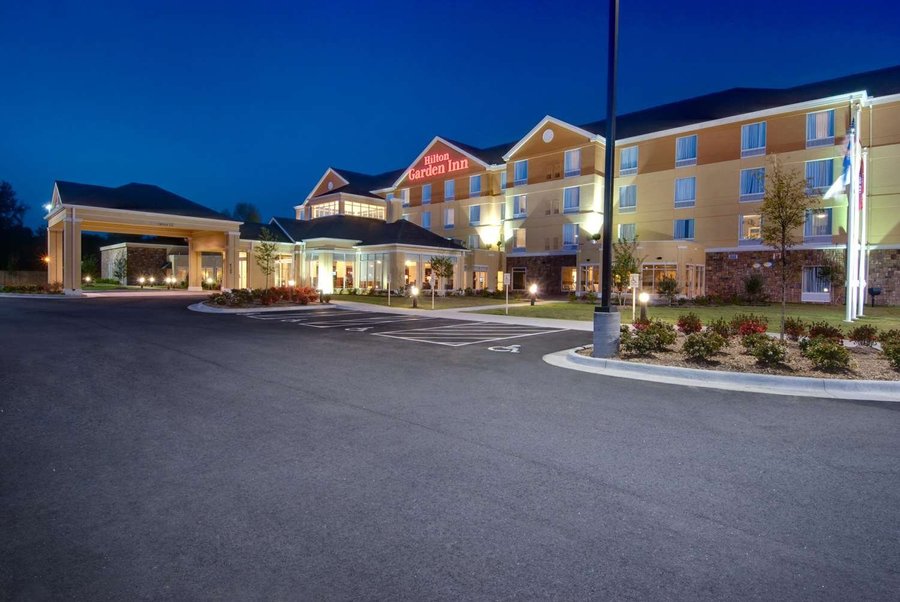 HILTON GARDEN INN NORTH LITTLE ROCK $81 ($̶9̶0̶) - Prices & Hotel