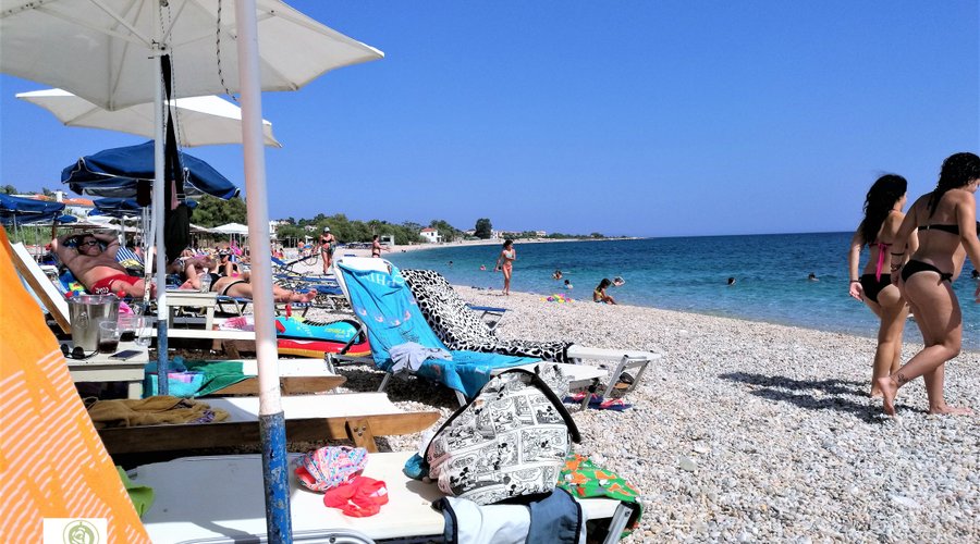 Agios Isidoros blue Flagged beach, free sunbeds & umbrellas 800m from Frini Studios Plomari Lesv