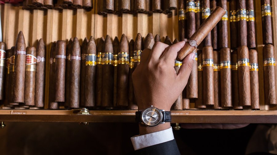 Cigars Lounge 
