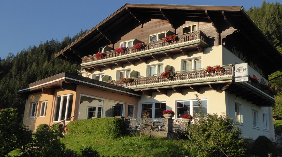 BAUERNHOF OBERSCHEFFAU - Prices & Guest house Reviews (Austria/Neukirchen am Grossvenediger) BAUERNHOF OBERSCHEFFAU - Prices... 