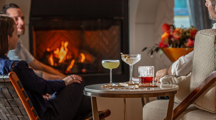 Fireplace Lounge