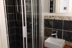 Room & Suite