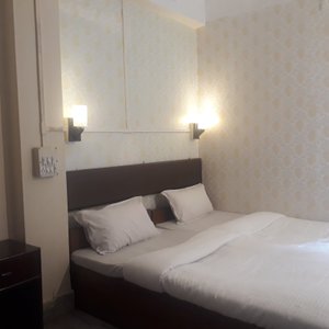 All the rooms of hotel durba are of this same category woth lcd tv and A.C in delux rooms. We also have resturant and a banquet hall