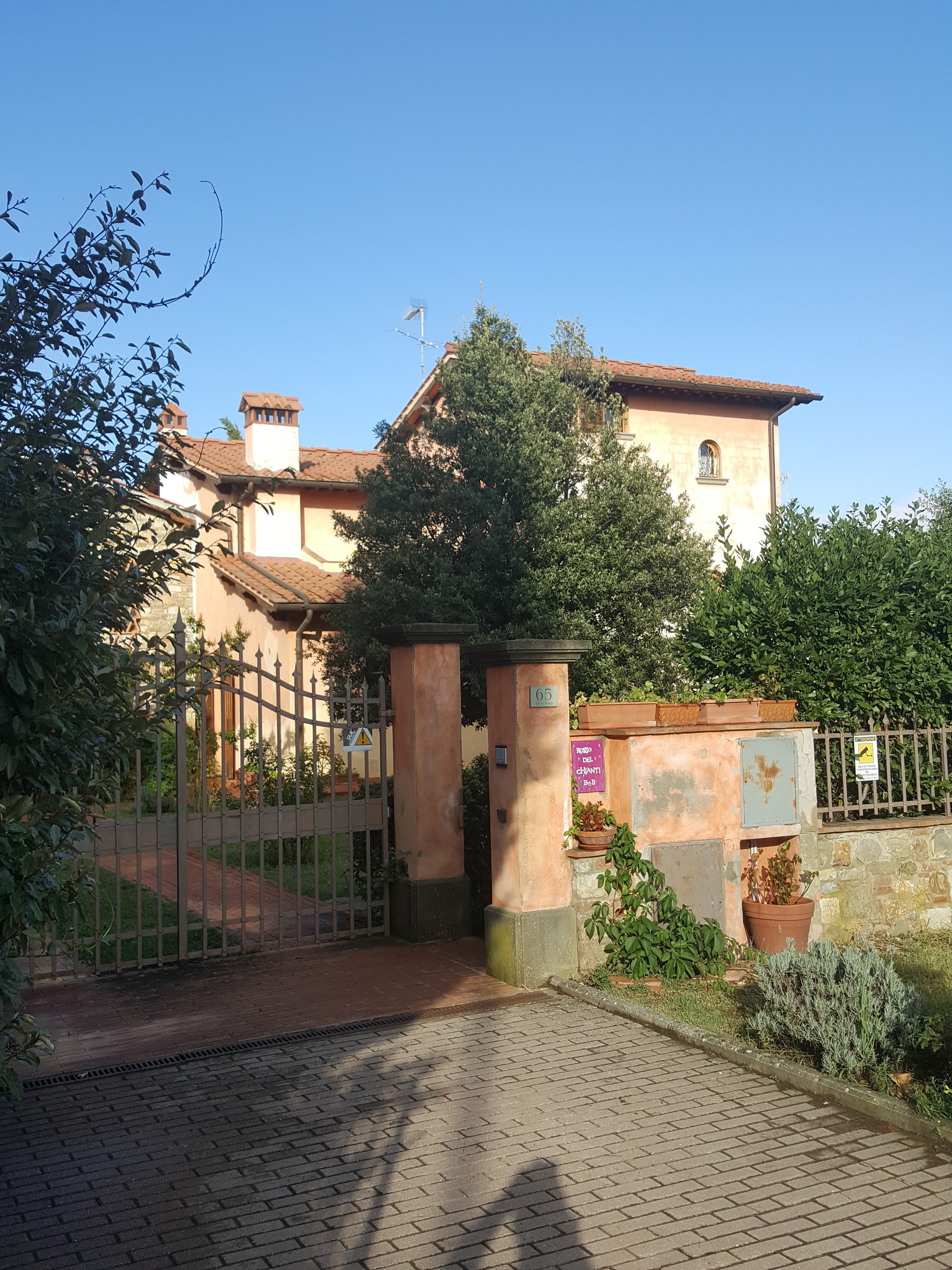 B&B ROSSO DEL CHIANTI: Bewertungen, Fotos & Preisvergleich (Panzano In ...