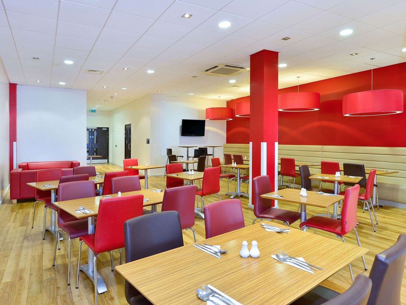 TRAVELODGE ABERDEEN CENTRAL JUSTICE MILL LANE - Updated 2022