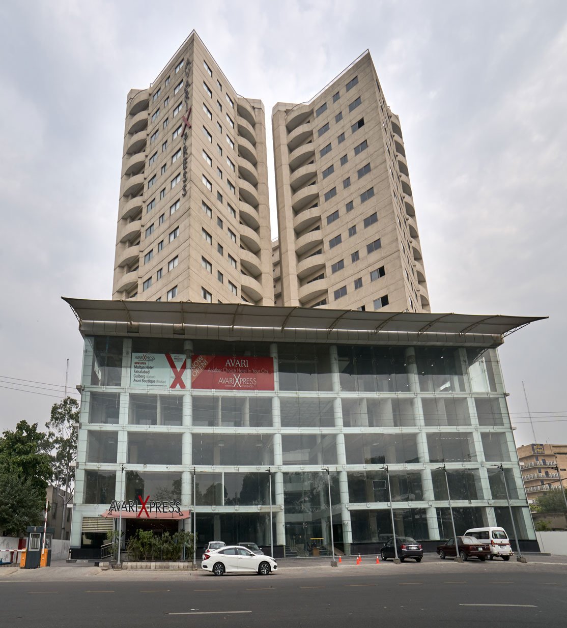 Hotel photo 14 of Avari Xpress Gulberg.