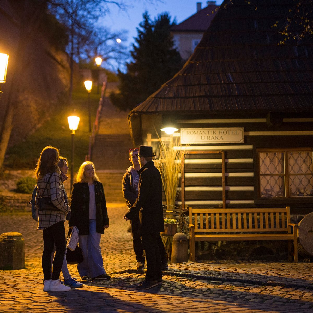 ghost tours prague