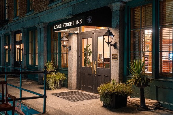 RIVER STREET INN - Updated 2024 Reviews, Photos & Prices