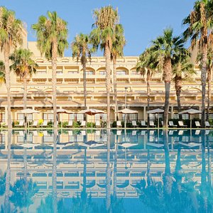 Hotel Envía Almería Spa & Golf in Almeria, image may contain: Resort, Hotel, Waterfront, Pool