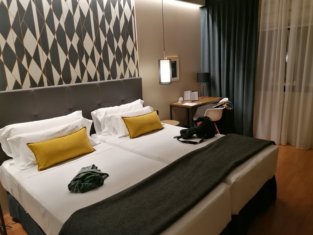 UP ROOMS VIC - Updated 2022 Prices, Reviews, and Photos (Spain)