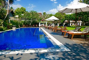 Club Villa in Bentota, image may contain: Resort, Hotel, Villa, Pool