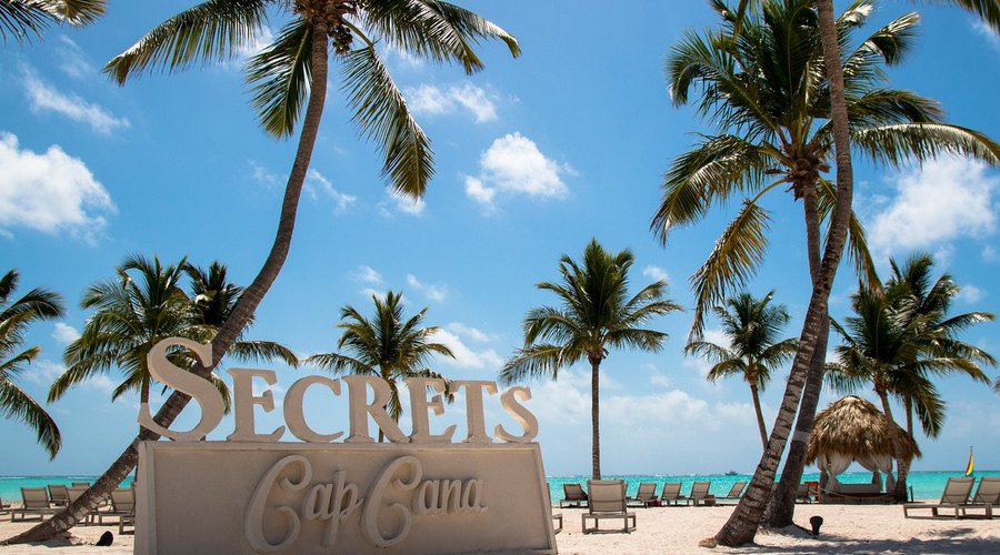 #SecretsCapCana photo booth