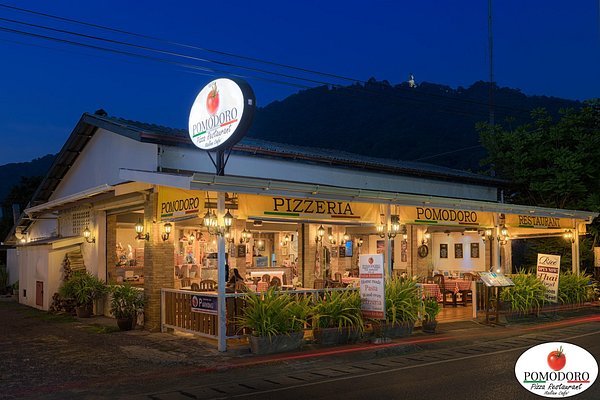 Bigliettini lasciati nel porta conto - Picture of Napoli Ristorante  Pizzeria, Phuket - Tripadvisor