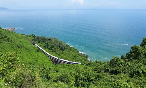 Hills of Da Nang tours - Hai Van Pass by Jeep.