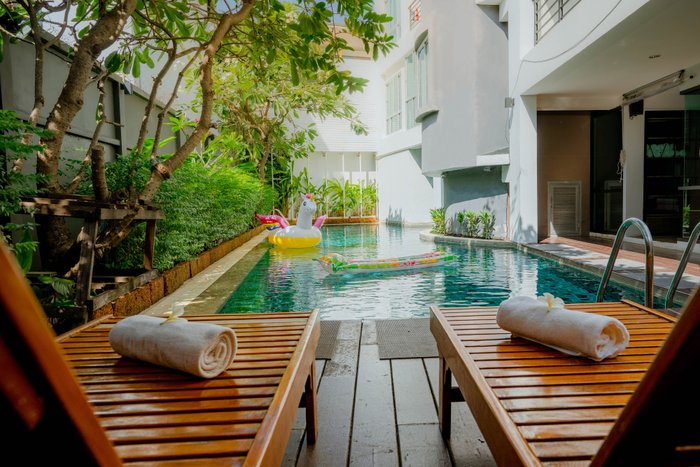 Peace Land Khaosan Pool Pictures & Reviews - Tripadvisor