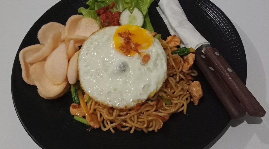 Fried noodle 