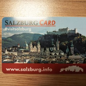 tourist information salzburg mozartplatz