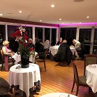Auberge du Louvetier à Rambouillet - Vue de la grande véranda de l'intérieur