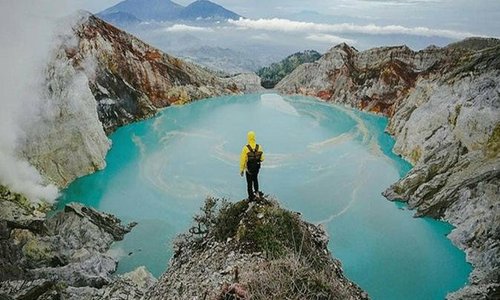 Ijen Crater Tour (Transport Service)