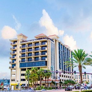 Pier House 60 Clearwater Beach Marina Hotel in Clearwater, image may contain: Condo, City, Hotel, Urban