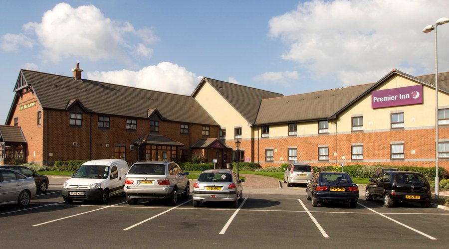 Premier Inn Barnsley (Dearne Valley) hotel exterior