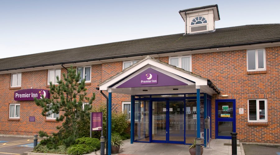 Basildon (Rayleigh) exterior 