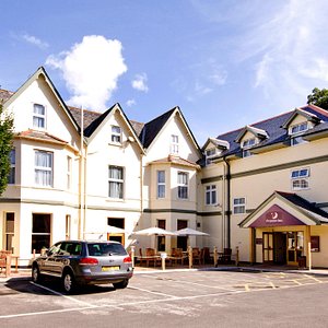 Premier Inn Bournemouth East (Boscombe) hotel exterior