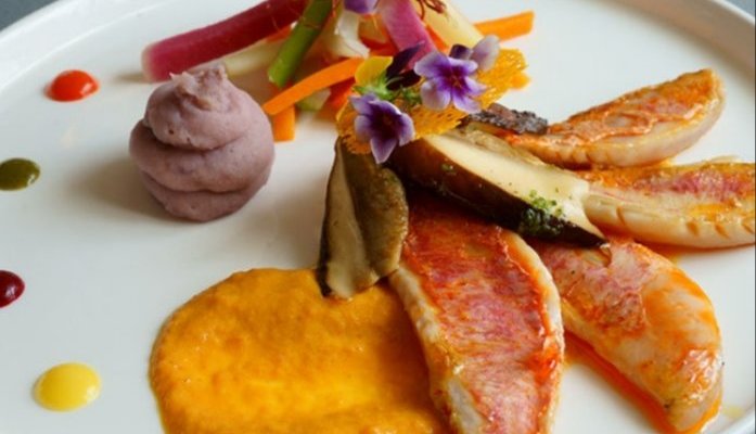 Filets de rouget et cèpes,  crème de potiron