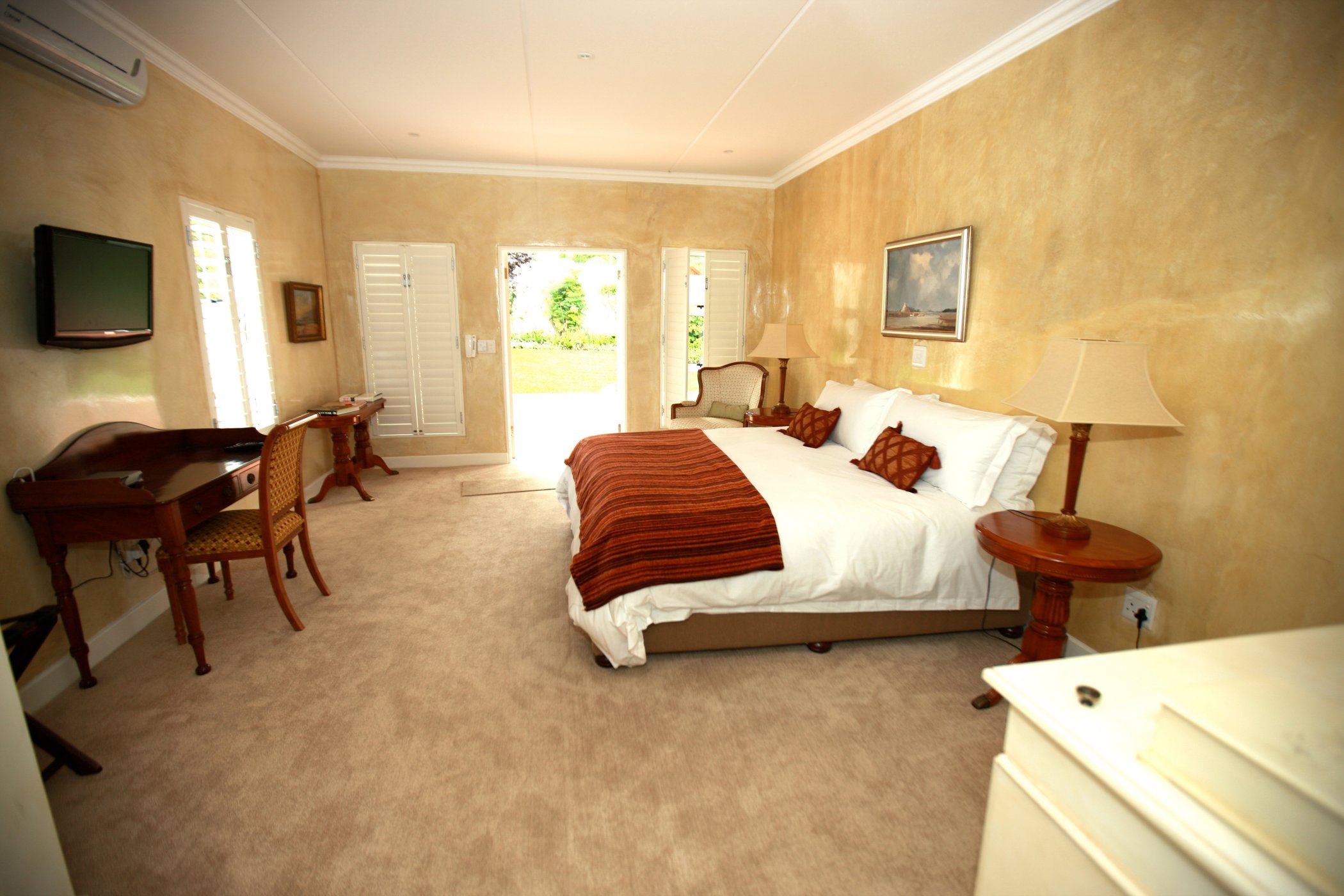 Leighwood Lodge by null