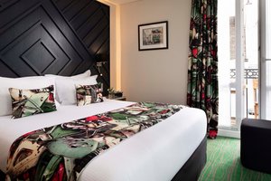 Room & Suite