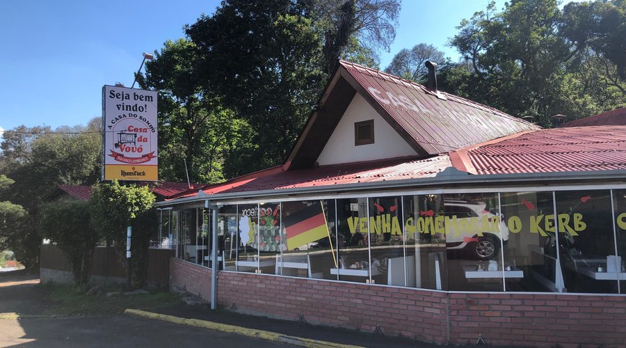 Casa da Vovó em época de Kerb de São Miguel na cidade de Dois Irmãos!