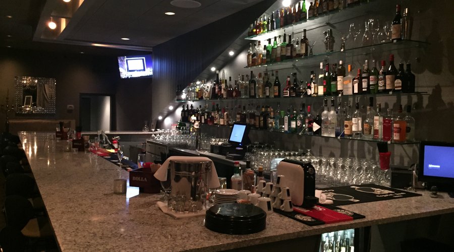 Full Bar