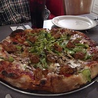 Sausage pizza with green peppers
