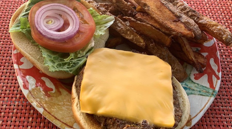 Freshly grilled cheeseburger with hand-cut, never frozen French Fries are the best.  You can also have a plain hamburger or a veggie burger.