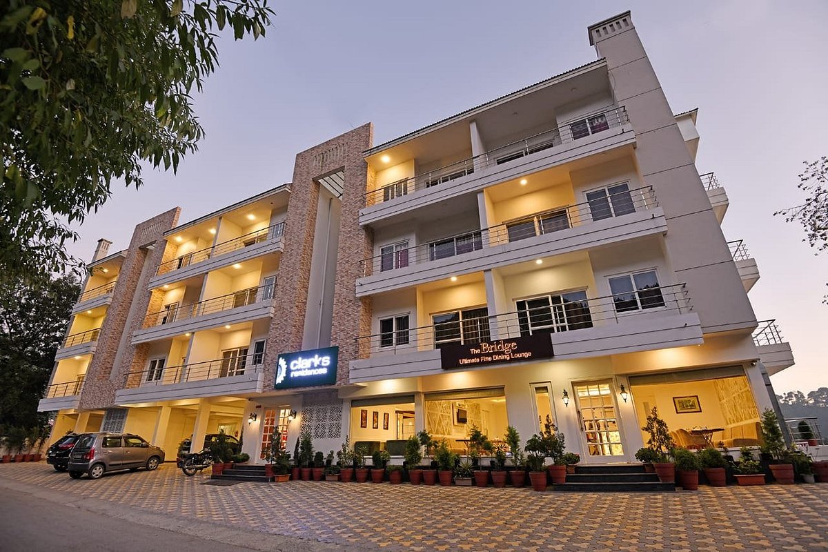Clarks Residences Bhowali, hotel in Mukteshwar