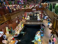 SookSiam Food Trip: Eating at ICONSIAM's Indoor Floating Market (Bangkok,  Thailand) — Zoy To The World