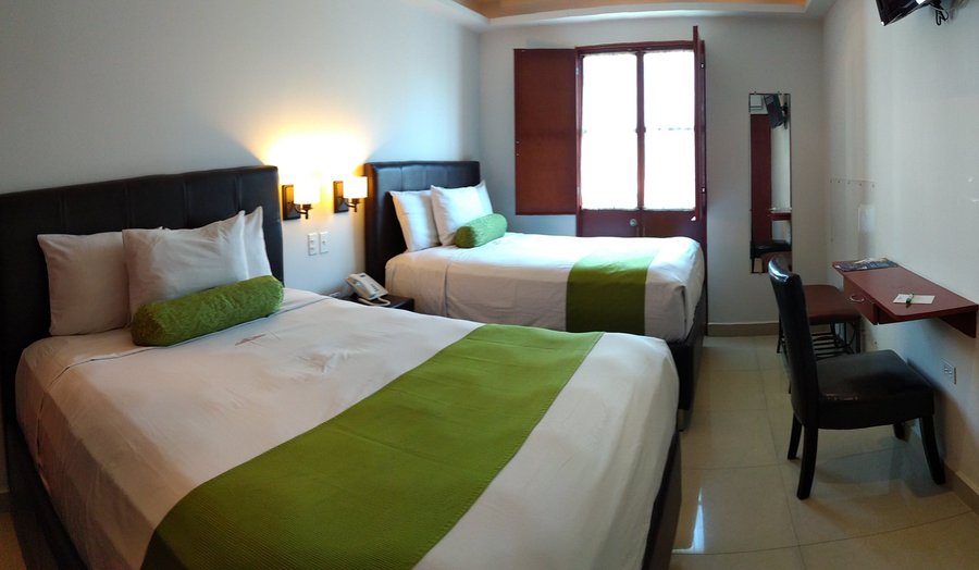 Habitación Doble con dos camas matrimoniales