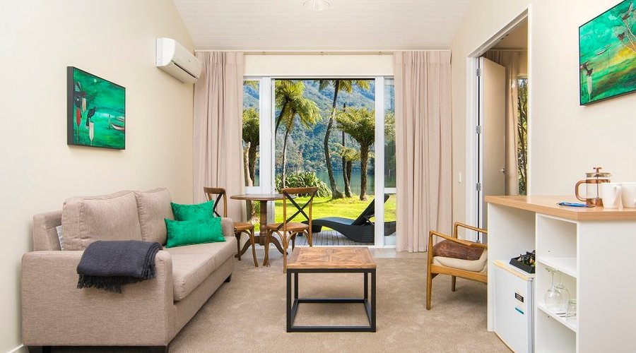 1 bedroom Endeavour Suite
