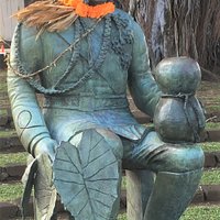 Close up of King David Kalalaua Statue.