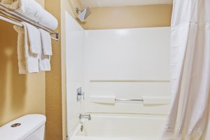 Room & Suite