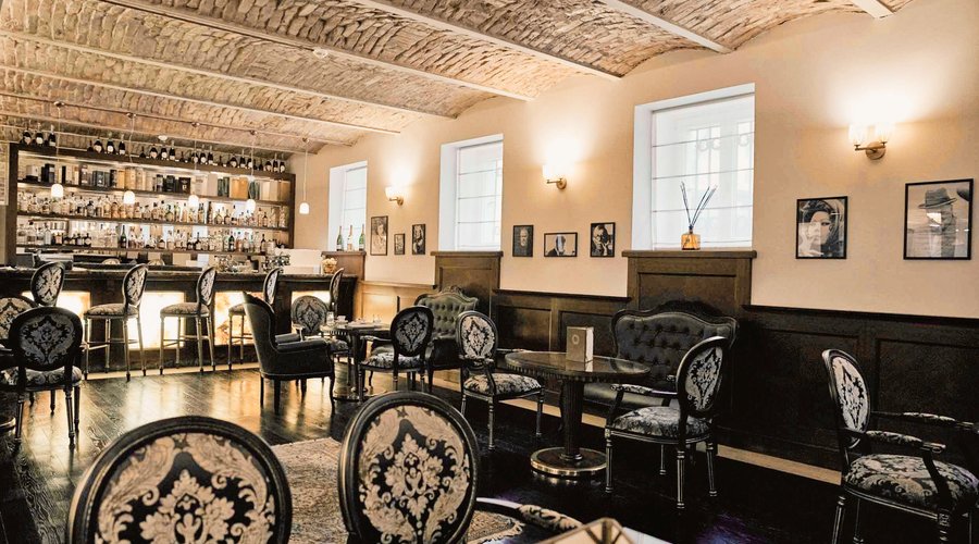 D-Lounge Bar