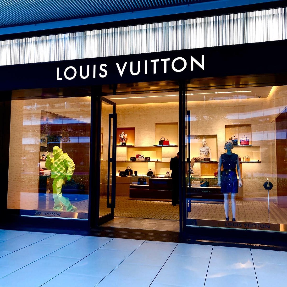 Louis Vuitton Istanbul Istinye Park Store in Istanbul, Turkey