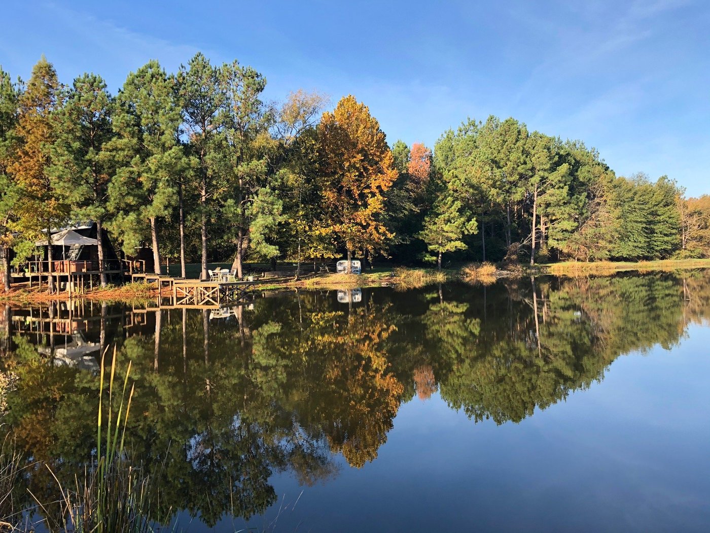 BLUE GILL LAKE CABINS - Campground Reviews (Eustace, TX)