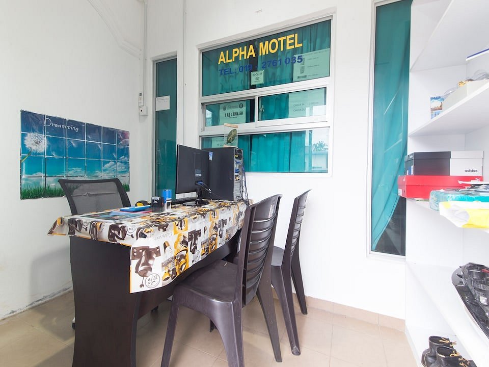 OYO 44028 Alpha Motel, hotell i Langkawi