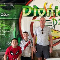 We travel to San Lorenzo a few times a year and always enjoy the Pizza at Dionicio Pizza! They use fresh ingredients and the owner speaks good English, that is helpful! We highly recommended this restaurant while visiting San Lorenzo. LQ
