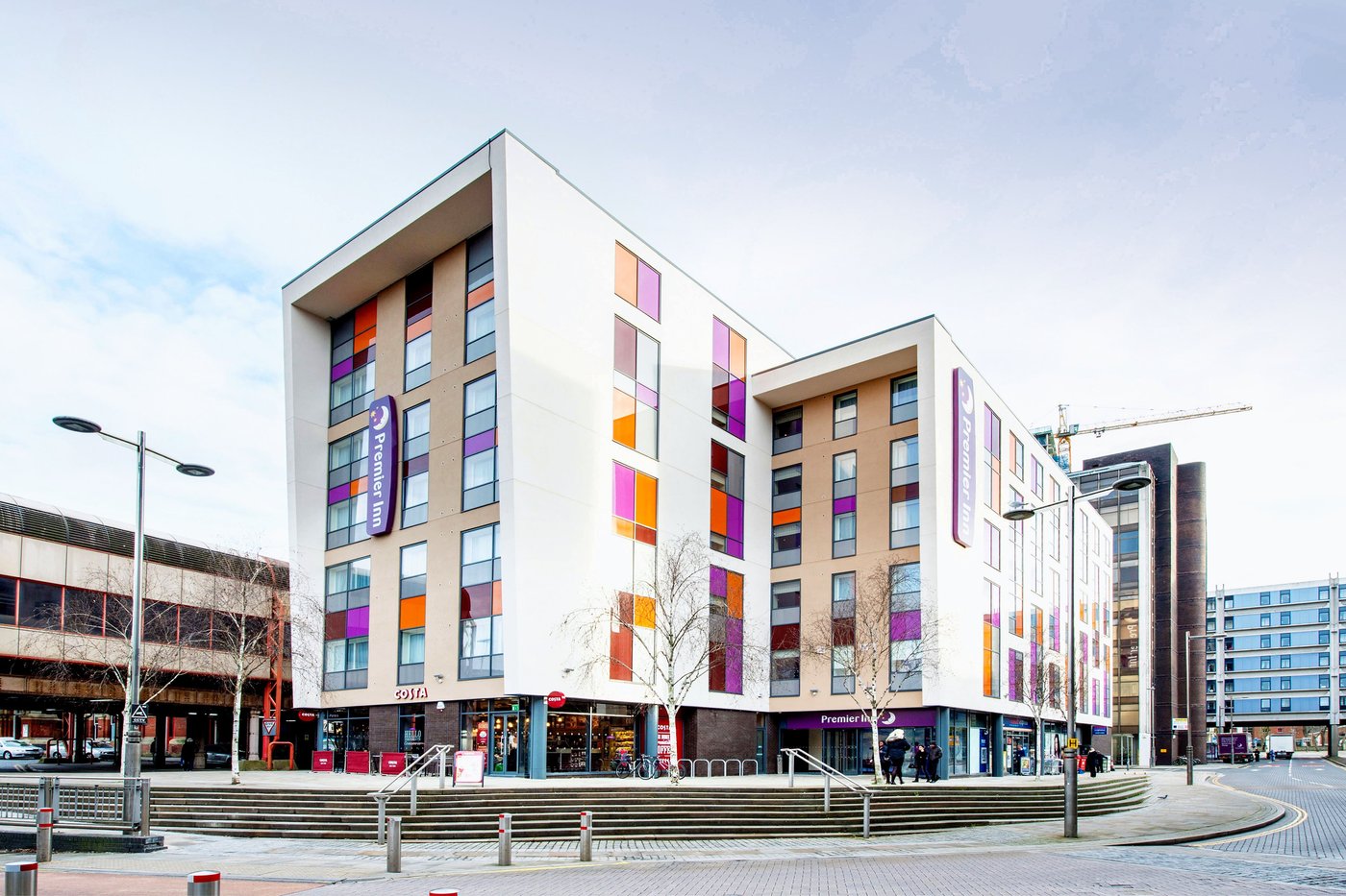 PREMIER INN PORTSMOUTH CITY CENTRE HOTEL - Updated 2024 Prices ...