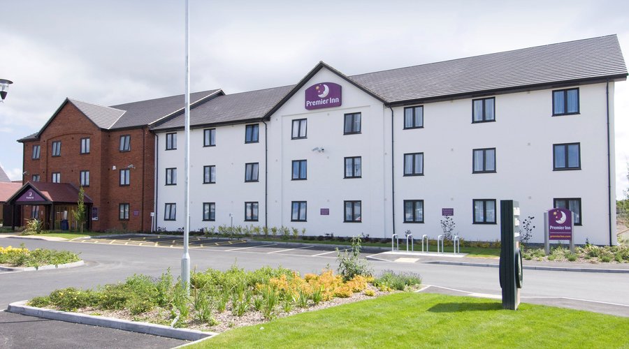 Premier Inn Oswestry hotel exterior